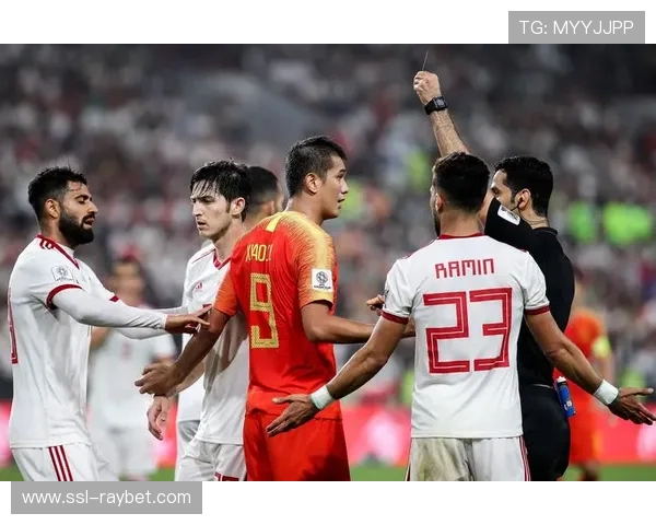 西亚裁判执裁风格解析：身体接触判罚尺度成亚洲球队适应难点